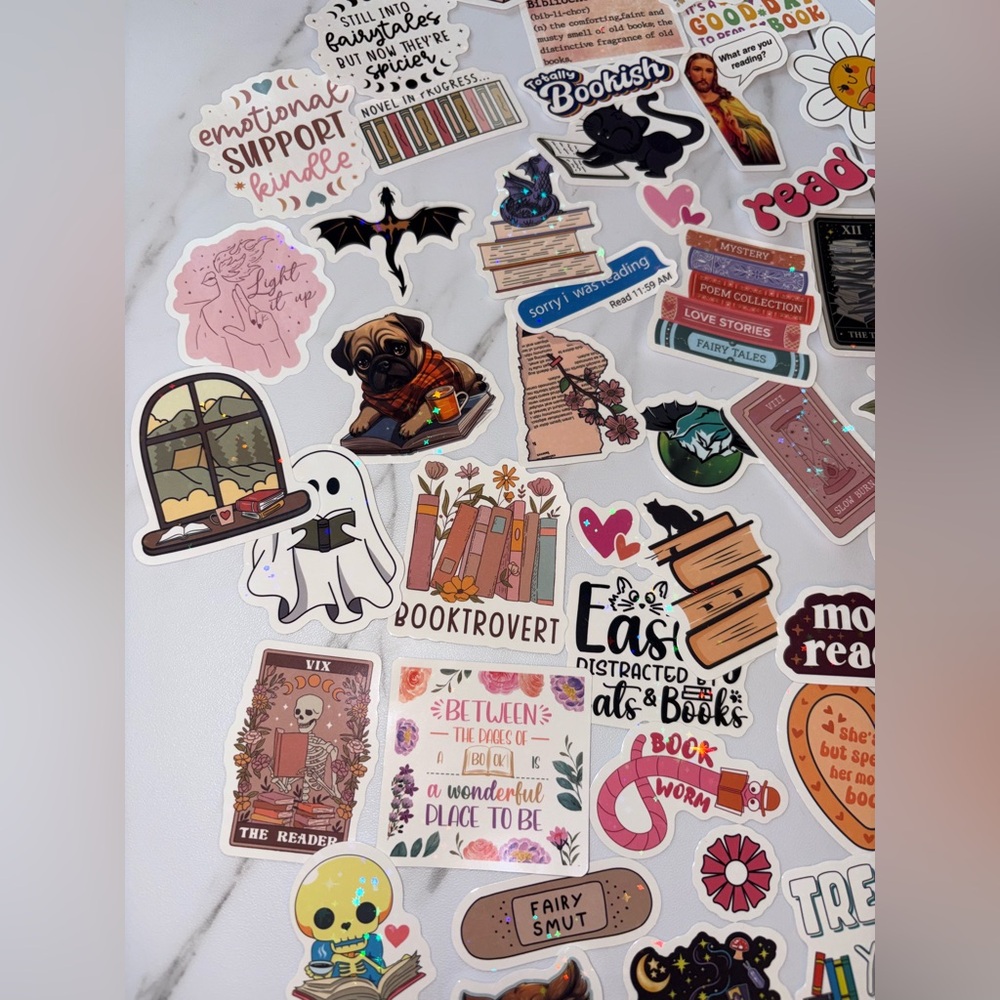 Colorful Book-Themed Sticker Set Bookish - Picture 5 of 8